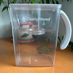 Clearly Filtered Water Filter Pitcher 10 cups